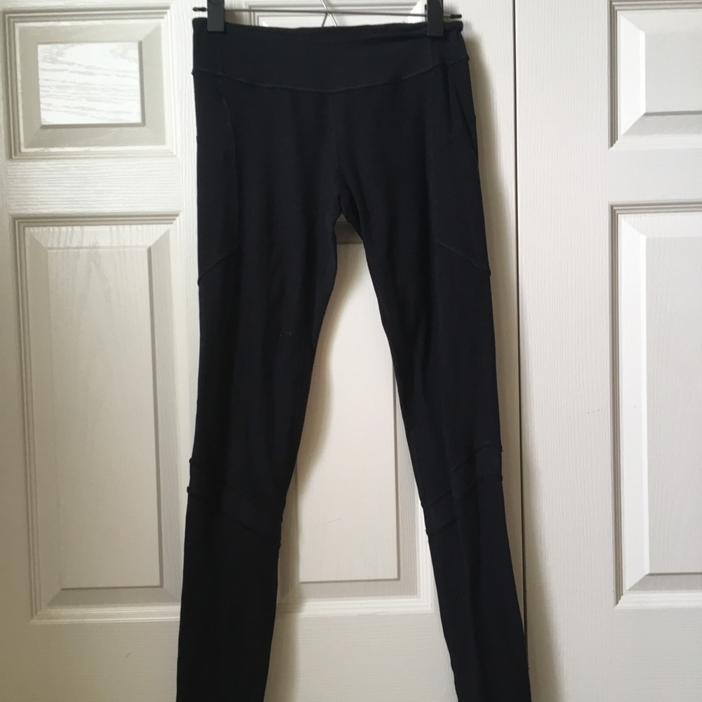 Black leggings